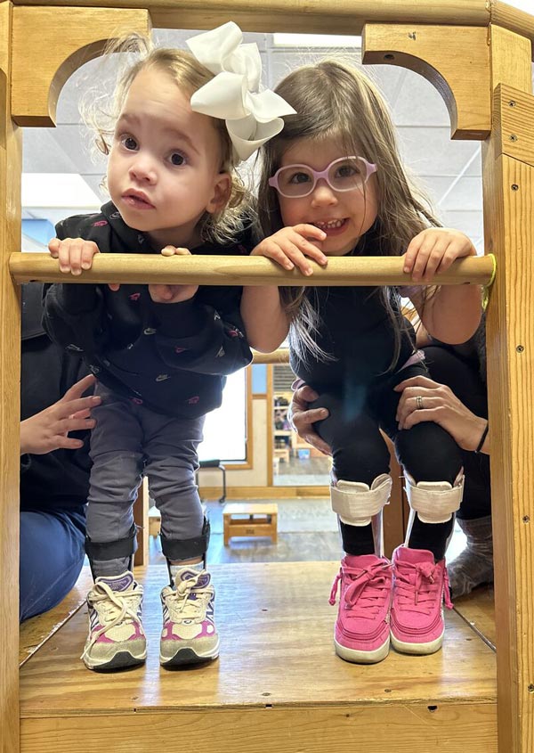 cfi-students-in-physical-therapy-class